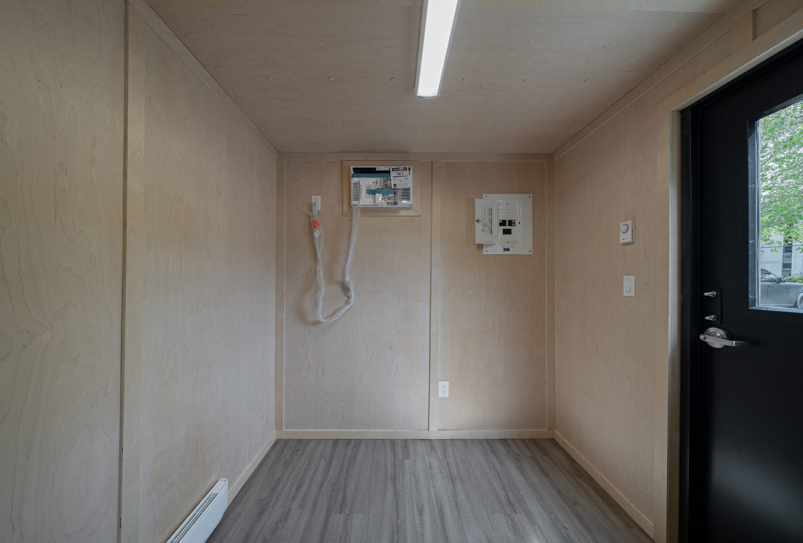 10’ ECONOMY OFFICE CUBE - Custom Cubes